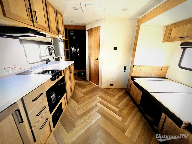 2025 Ember RV E-Series
