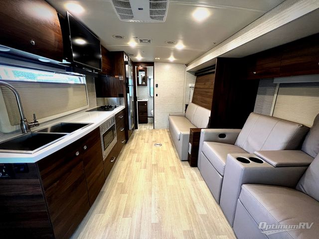 2021 Winnebago Navion