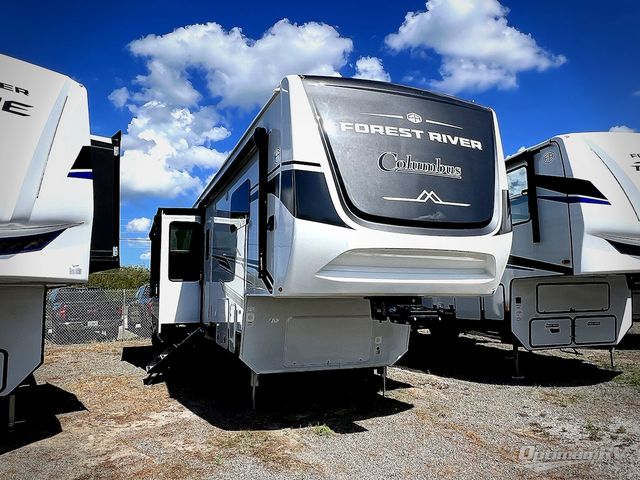 2025 Palomino Columbus