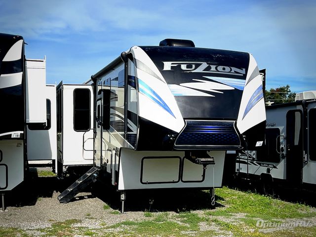 2020 Keystone Fuzion