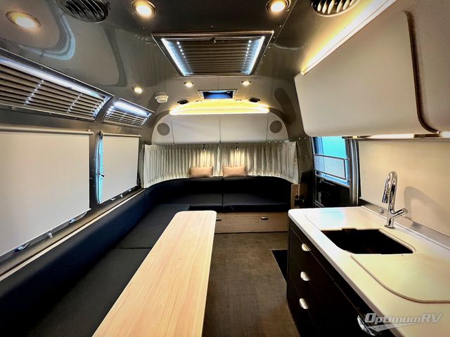 2023 Airstream Globetrotter