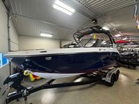 2026 Yamaha 222 SE