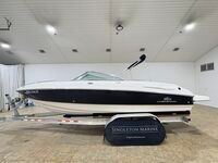 2005 Chaparral 220 SSI