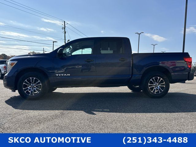 2022 Nissan Titan