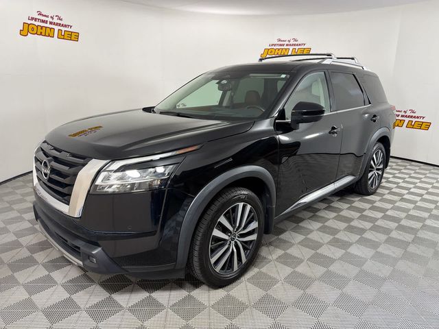 2022 Nissan Pathfinder