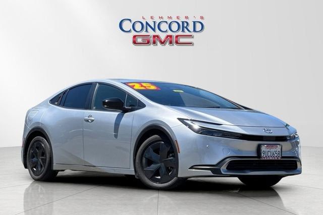 2025 Toyota Prius Plug-In Hybrid