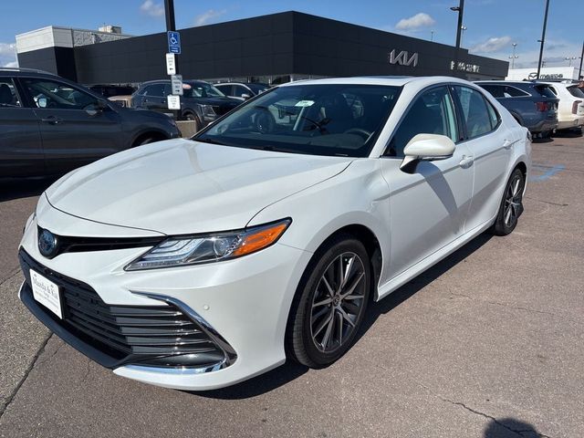 2022 Toyota Camry Hybrid