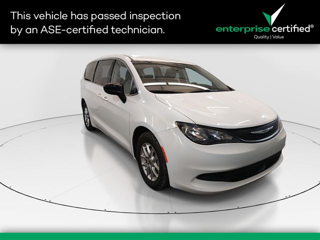 2024 Chrysler Voyager