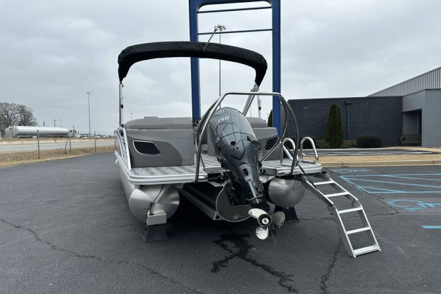 2025 Bennington 23 LX