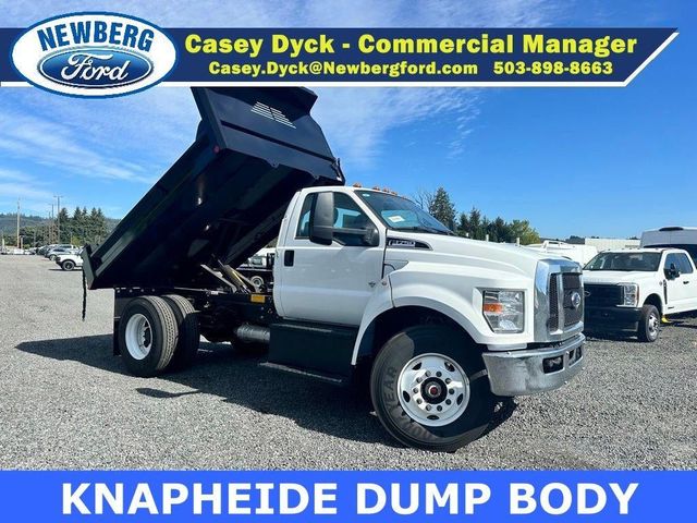2025 Ford F-750SD