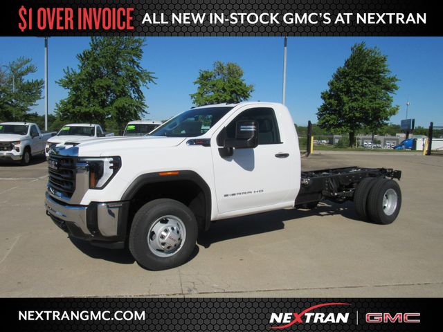 2026 GMC Sierra 3500 HD Chassis Cab