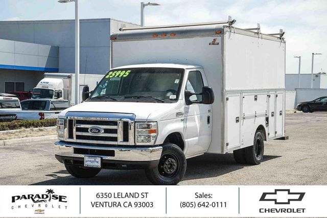 2017 Ford E-Series Cutaway
