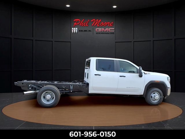2026 GMC Sierra 3500 HD Chassis Cab