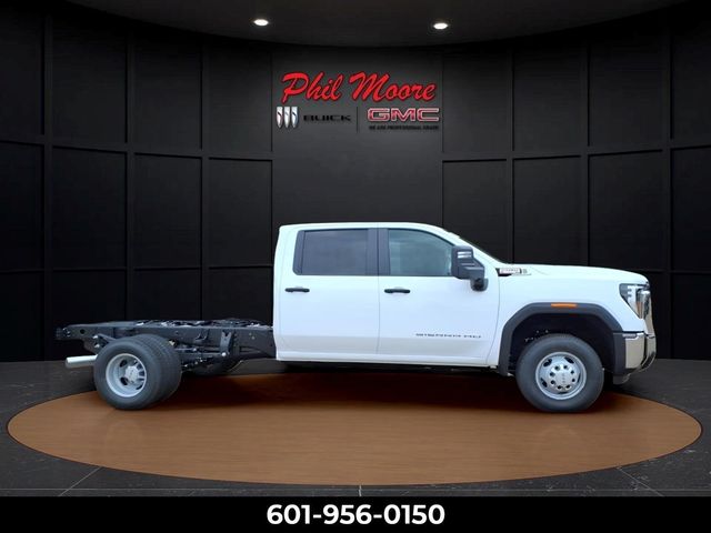 2026 GMC Sierra 3500 HD Chassis Cab