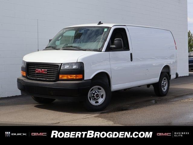 2025 GMC Savana Cargo