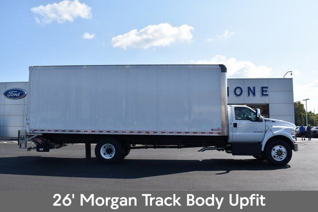 2025 Ford F-750SD