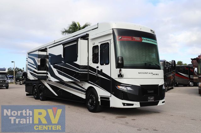 2026 Newmar Mountain Aire 4118