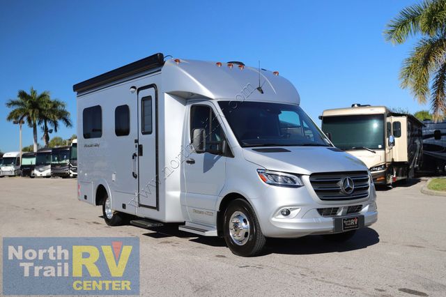 2025 Pleasure-Way Plateau XLTS