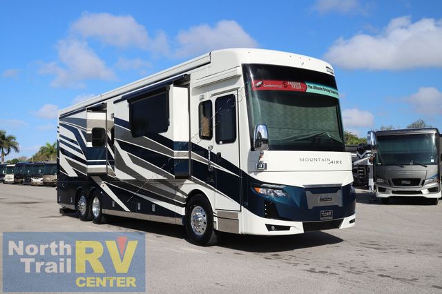 2026 Newmar Mountain Aire 3825