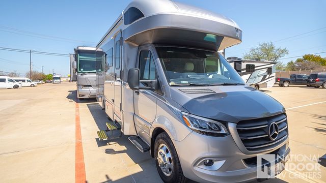 2025 Winnebago View