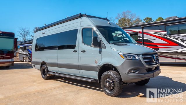 2026 Ogv Luxury Coach V-Tour