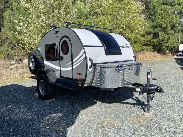 2025 nuCamp TAG XL Black Canyon