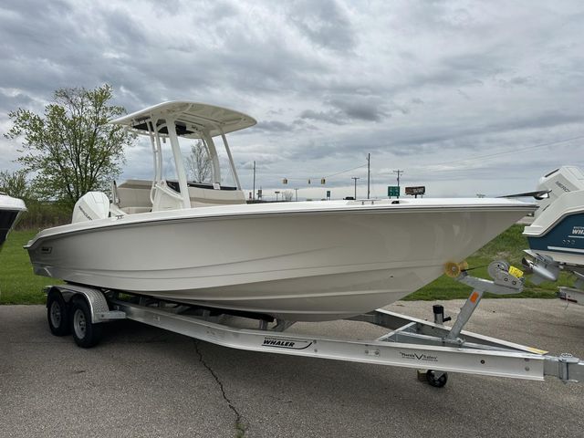 2025 Boston Whaler 250 DAUNTLESS