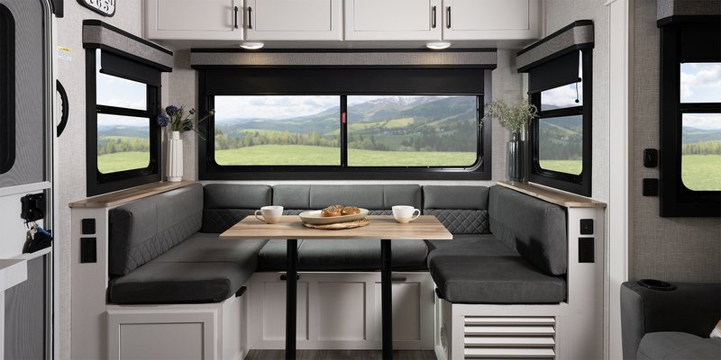 Your Guide to Jayco Eagle Travel Trailers
