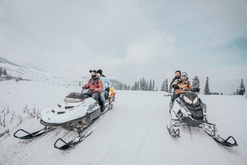 Snowmobile Comparison: Choosing the Best Model