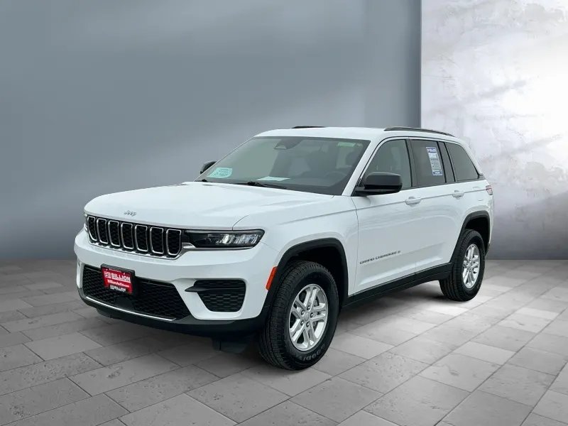 2024 Jeep Grand Cherokee — front three-quarter view