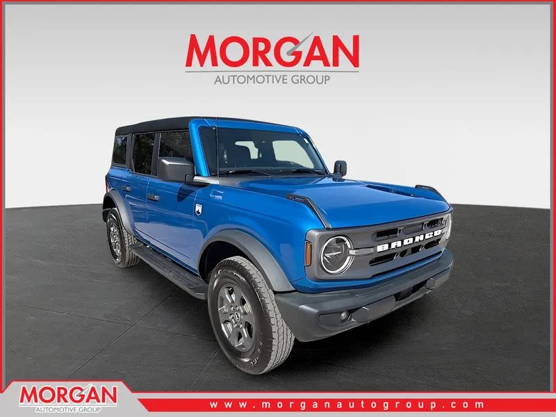 2024 Ford Bronco Big Bend in Blue Metallic — front three-quarter view