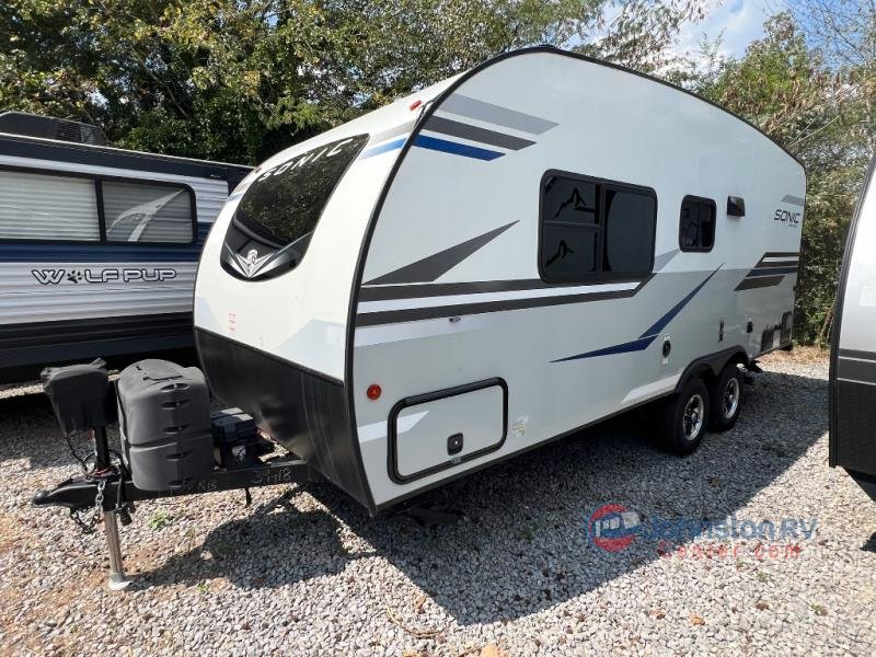 2021 Venture RV Sonic — front three-quarter view