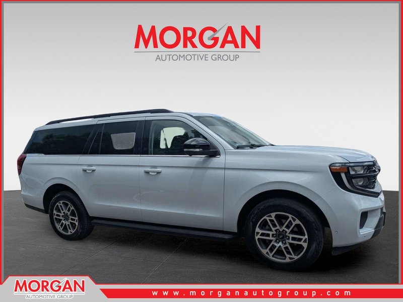 2025 Ford Expedition Max Active in Silver Metallic — front three-quarter view