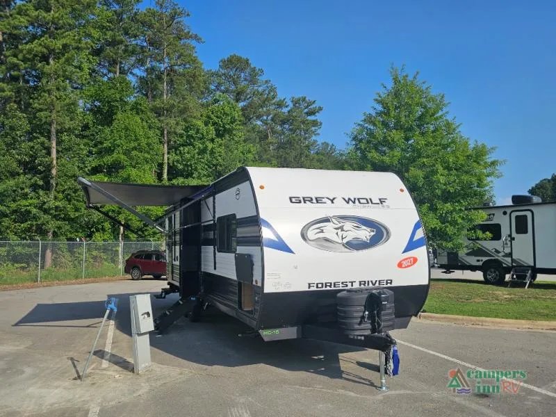 2027 Forest River Cherokee Grey Wolf — front three-quarter view