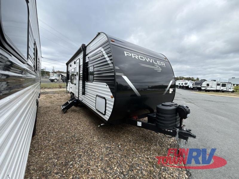 2026 Heartland Prowler — front three-quarter view