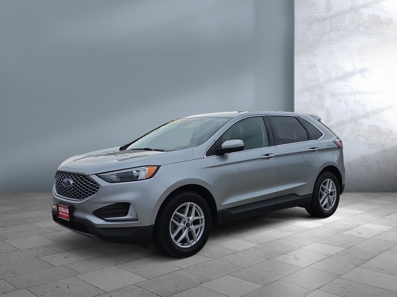 2024 Ford Edge — front three-quarter view