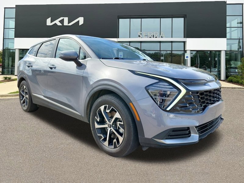2024 Kia Sportage EX in Everlasting Silver — front three-quarter view