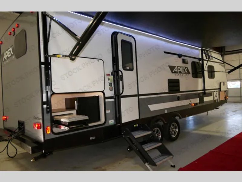 2022 Coachmen Apex Ultra-Lite — front three-quarter view