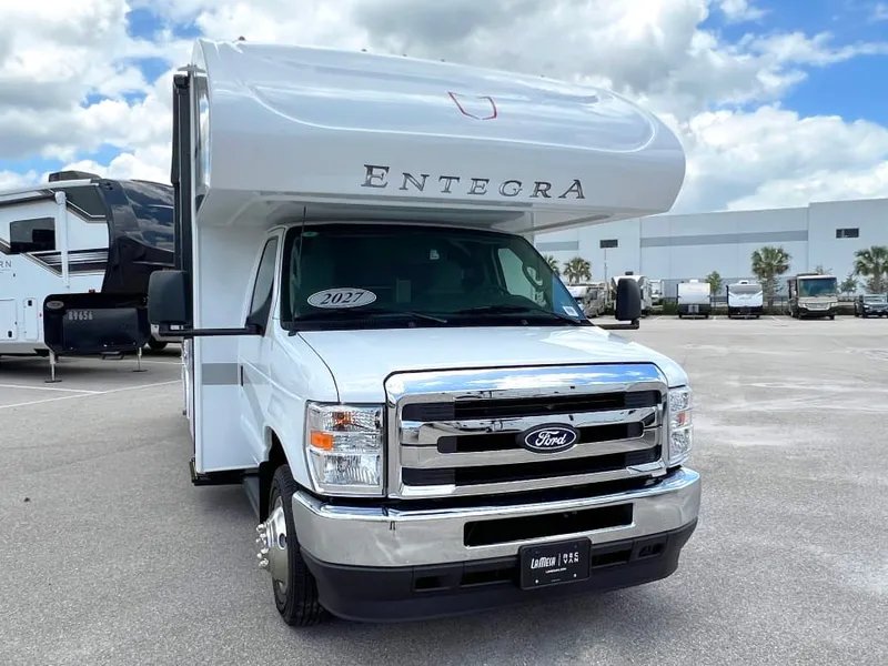 2027 Entegra ODYSSEY SE — front three-quarter view