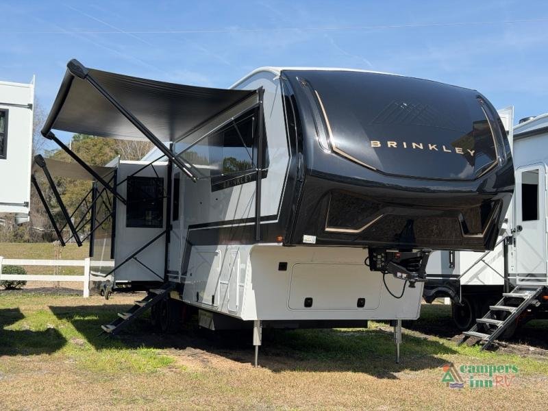 2026 Brinkley Model Z — front three-quarter view