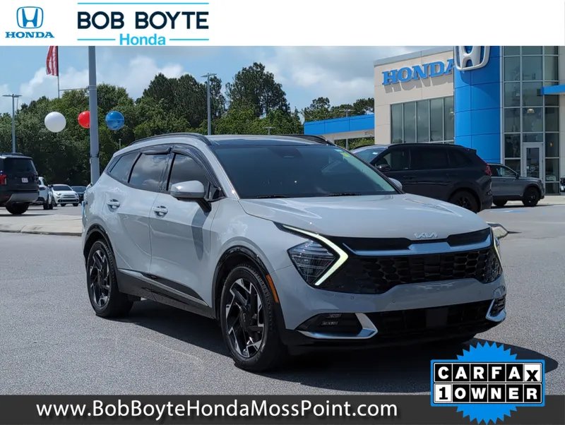 2023 Kia Sportage N/A — front three-quarter view