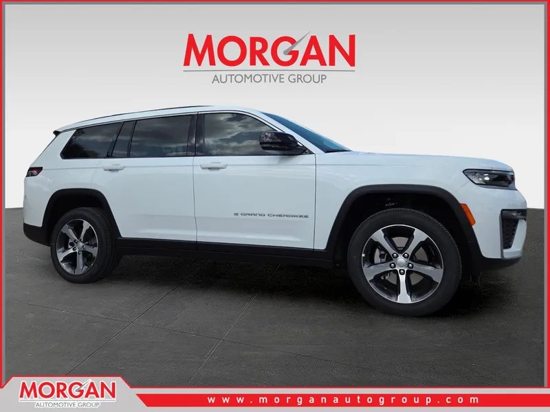 2026 Jeep Grand Cherokee L Limited in White/off-white — front three-quarter view
