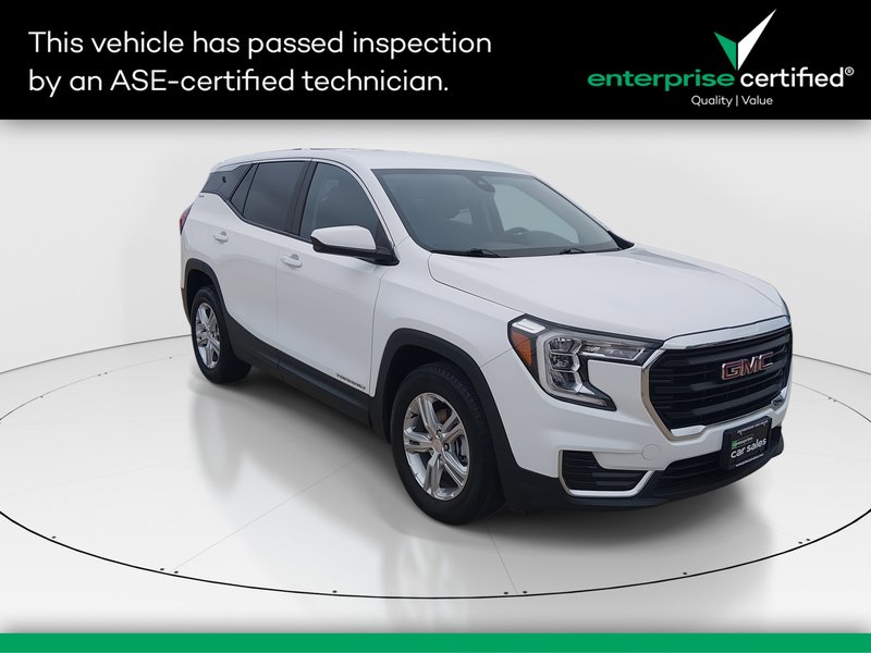 2024 GMC Terrain FWD 4dr SLE — front three-quarter view