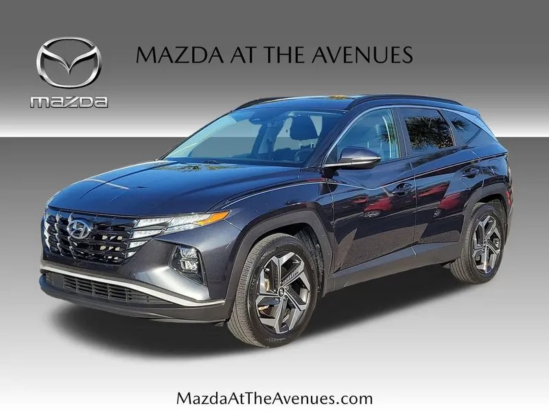 2023 Hyundai Tucson SEL in Gray — front three-quarter view