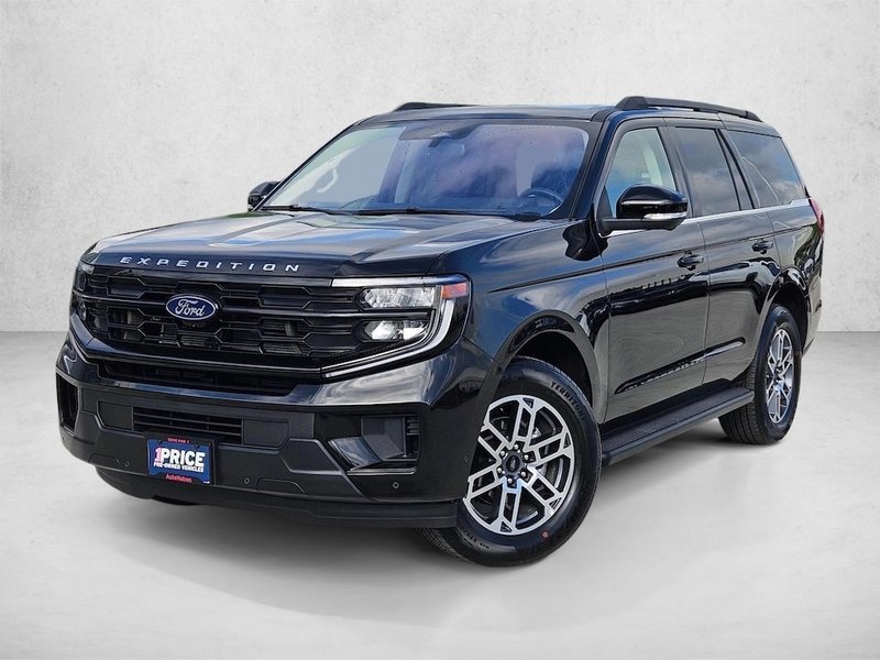 2025 Ford Expedition Active in Agate Black — front three-quarter view