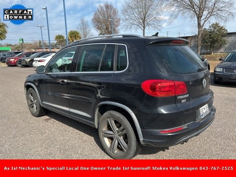 2017 Volkswagen Tiguan Sport in Black — front three-quarter view