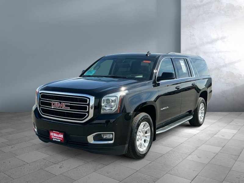 2019 GMC Yukon XL — front three-quarter view