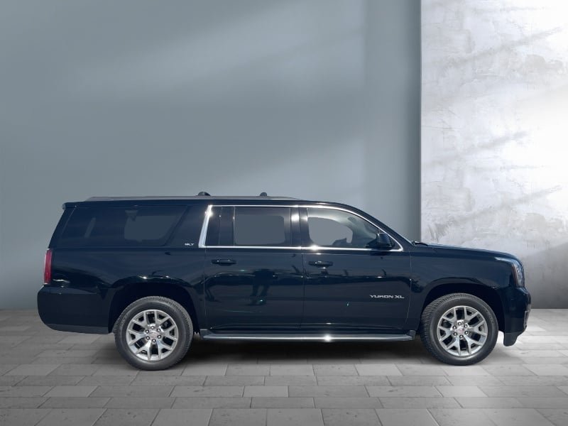 2019 GMC Yukon XL — front three-quarter view