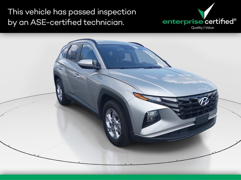 2023 Hyundai Tucson SEL FWD — front three-quarter view
