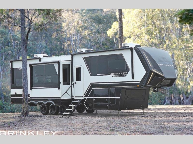 2026 Brinkley Model G — front three-quarter view